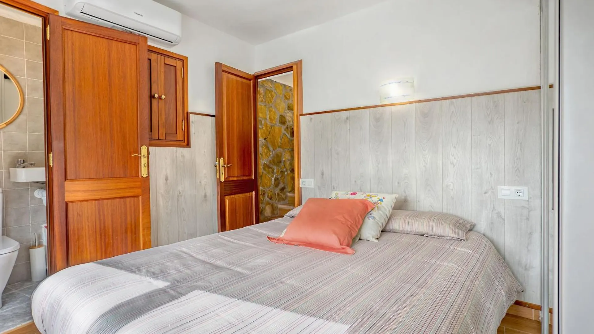 סנטני Chalet Cal Tio Miquel By Dracmallorca ספרד